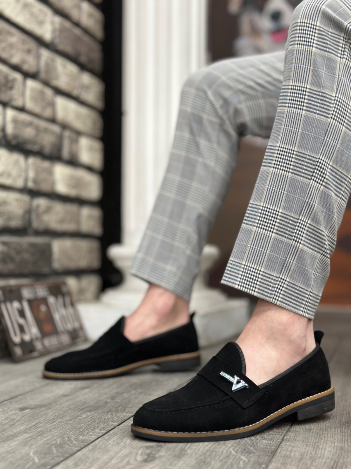 BA0009 Suede Tasseled Corcik Black V Fashion Buckle Classic Men's Shoes - STREETMODE™