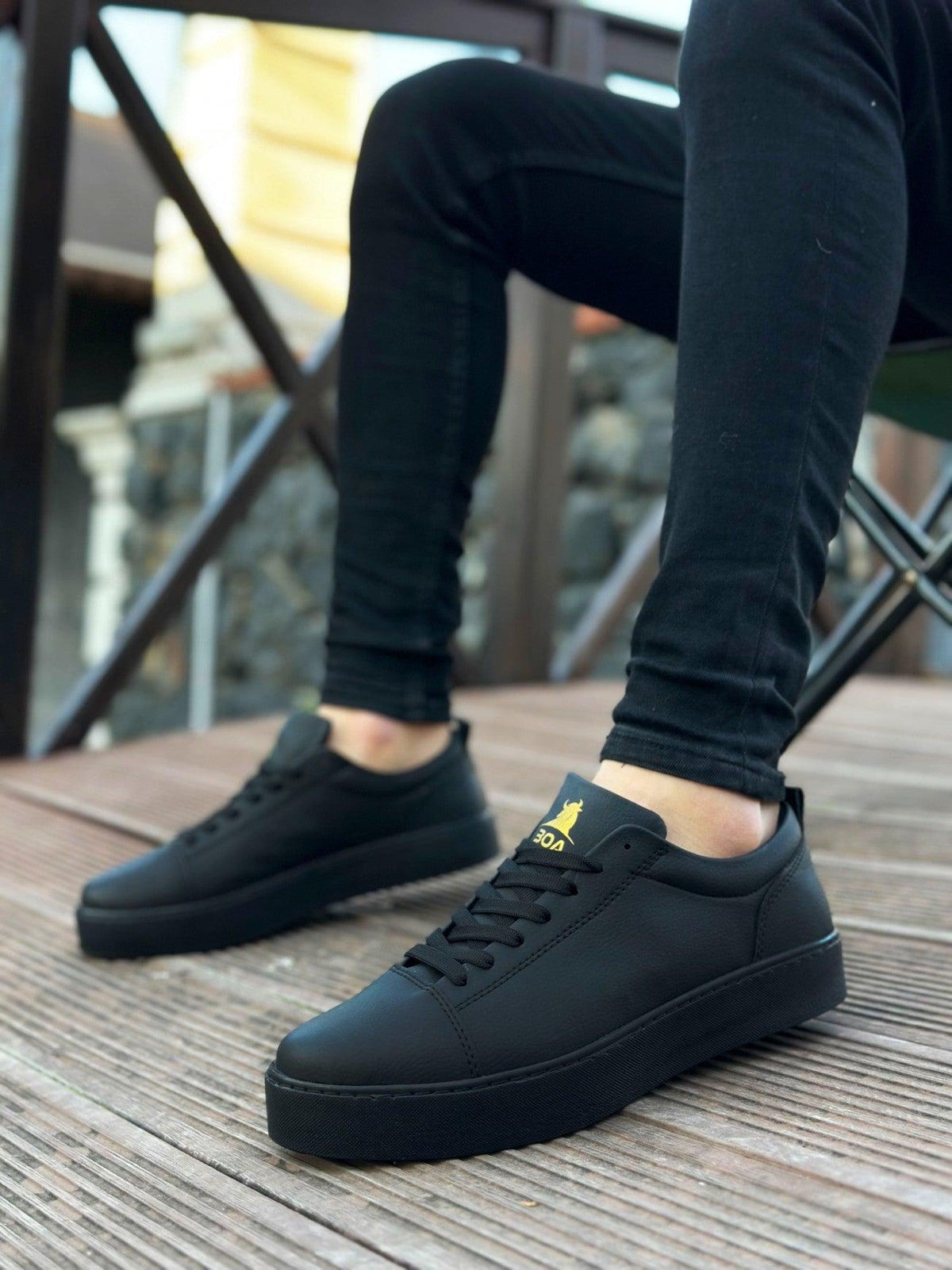 BA0104 Lace-Up Black Skin Sport Classic Men's Sneakers Shoes - STREETMODE™