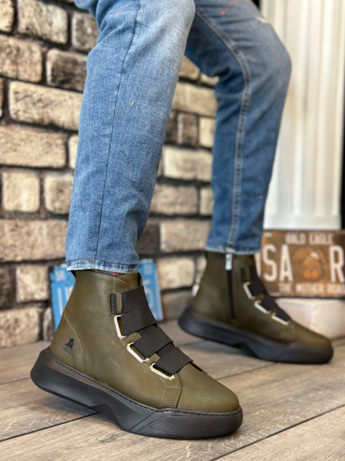 BA0142 Banded Men's High Sole Black Sport Boots - Men Fashion Sneaker Shoes Men's Sneaker Boots - STREETMODE™