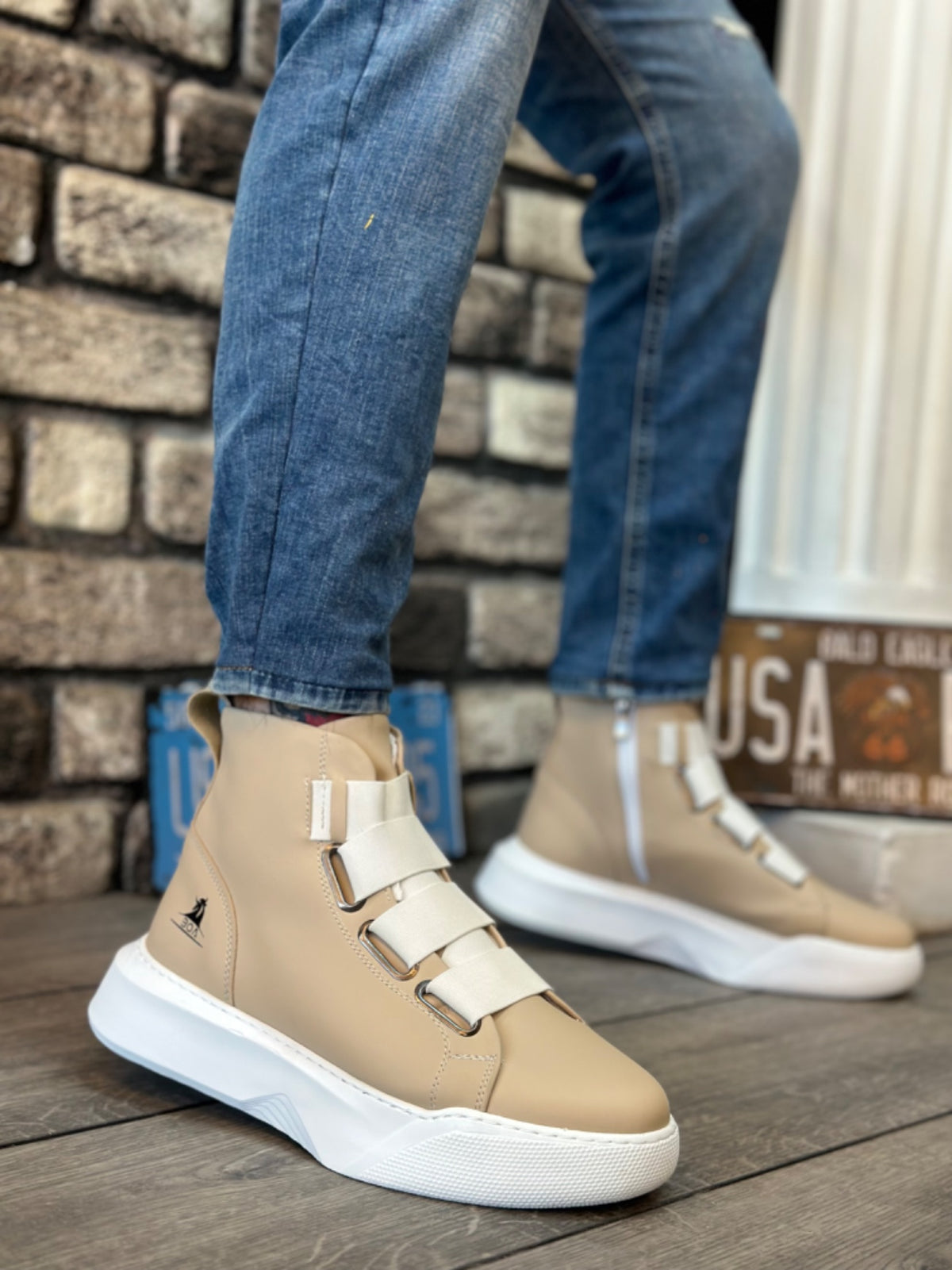 BA0142 Banded Men's High Sole Cream White Sports Boots - STREETMODE™