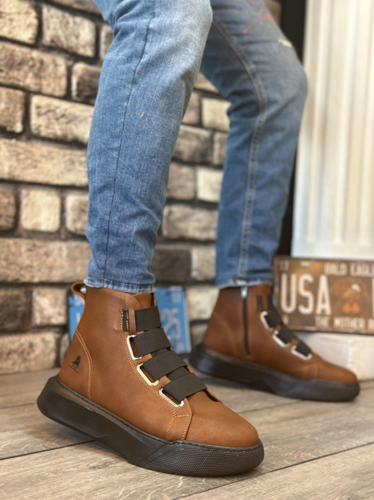 BA0142 Men's High-Sole Brown Sport Boots With Band - STREETMODE™