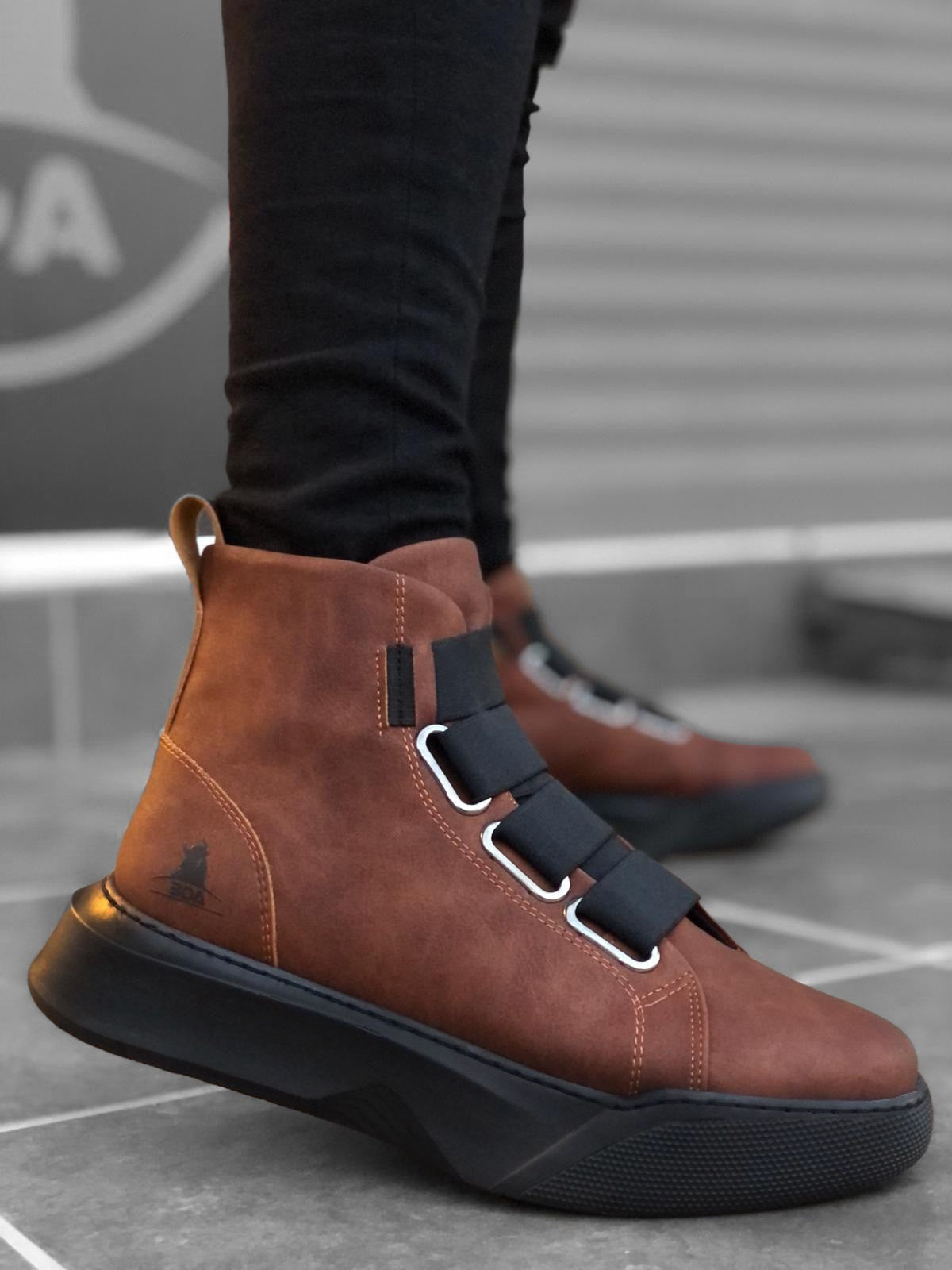 BA0142 Men's High-Sole Brown Sport Boots With Band - STREETMODE™