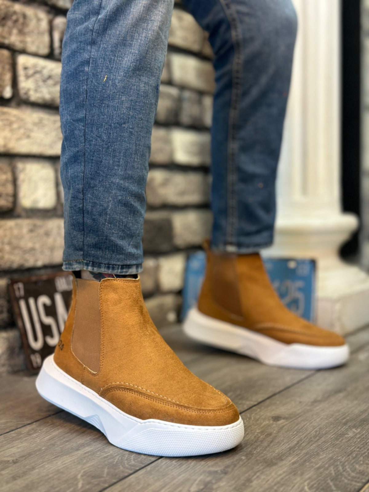 BA0150 Laceless Men's Tan Suede White High Sole Sports Boots - STREETMODE™