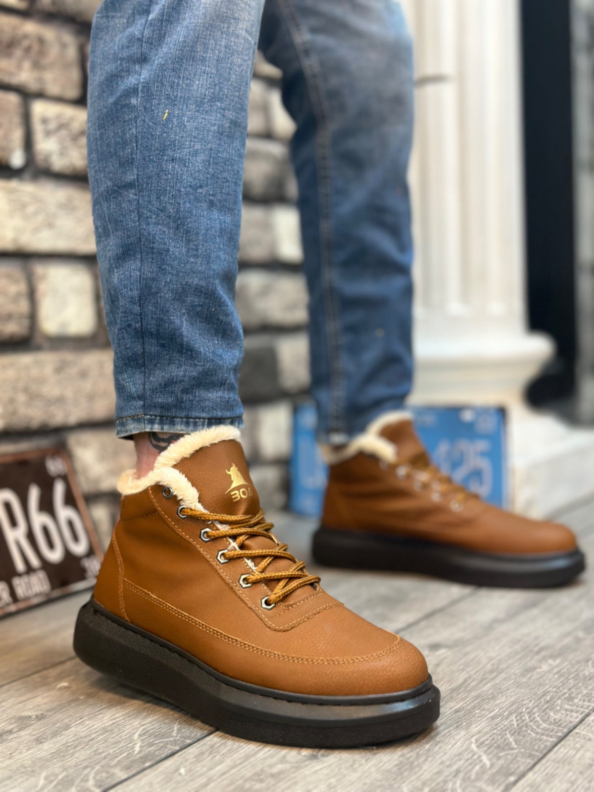 BA0151 Light Brown Men's Style Sports Boots with Fur Inside and Laces - STREETMODE™