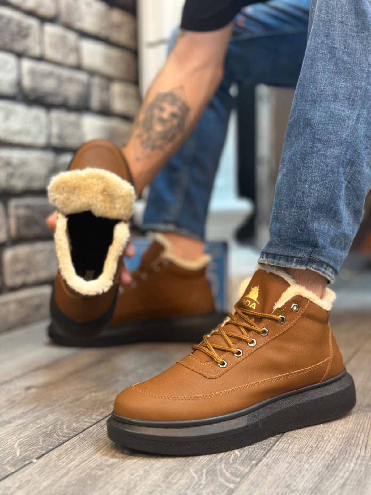 BA0151 Light Brown Men's Style Sports Boots with Fur Inside and Laces - STREETMODE™