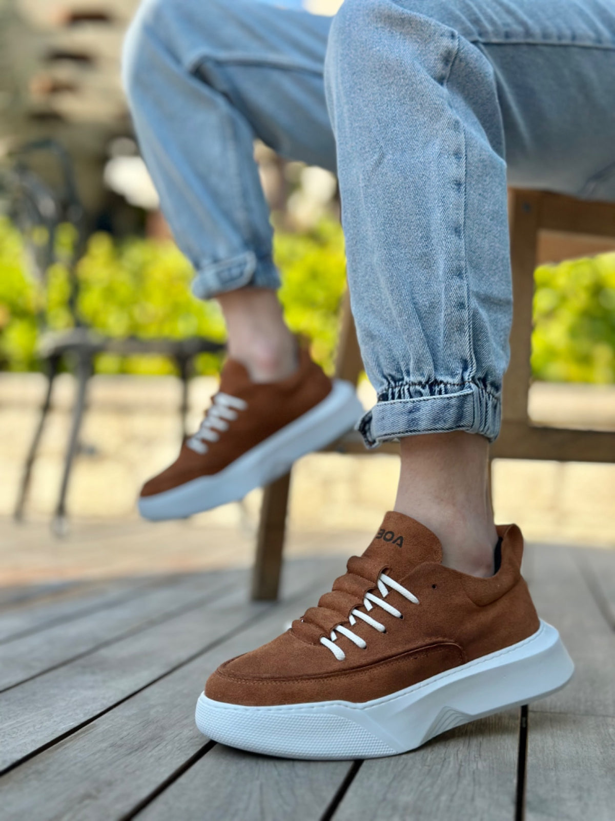 BA0332 Ladder Pattern Lace-Up Men's High Sole Tan Suede White Sole Sports Shoes - STREETMODE™