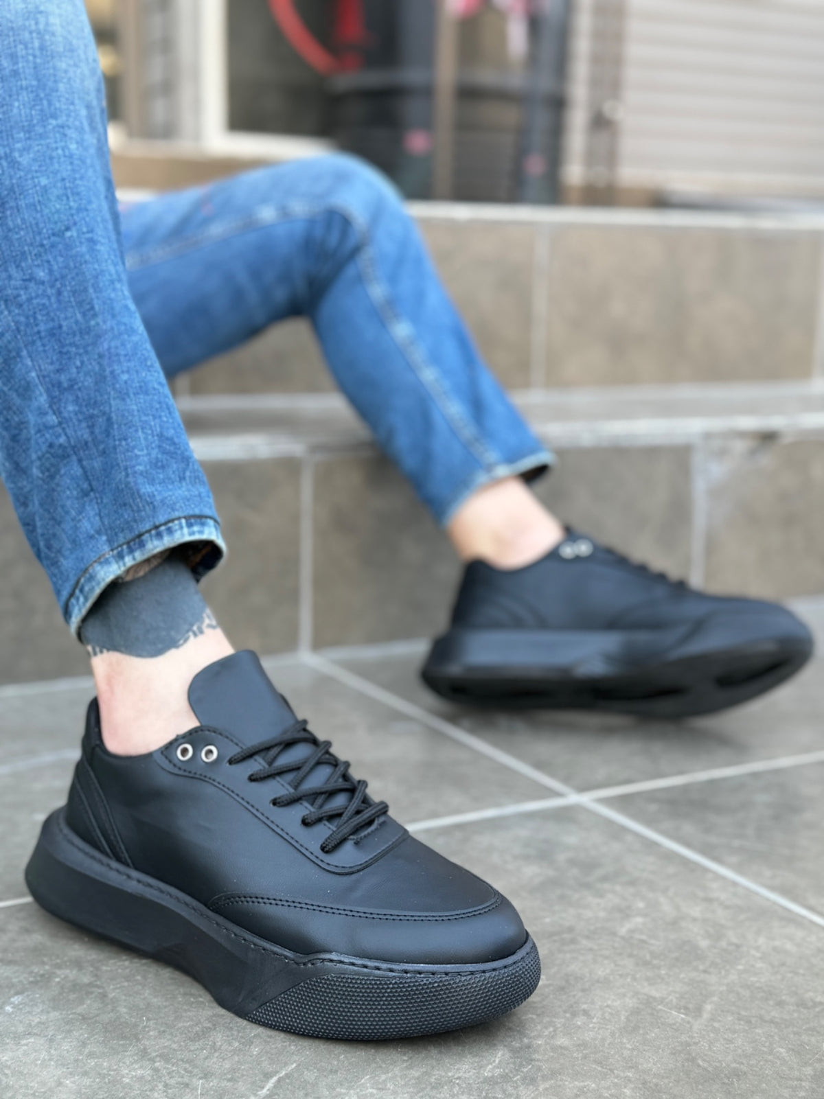 BA0354 Casual Lace-Up Men's High Black Sole Sneakers - STREETMODE™