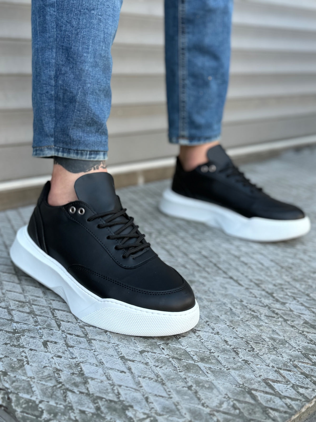 BA0354 Casual Lace-Up Men's High Sole Black Sneakers - STREETMODE™