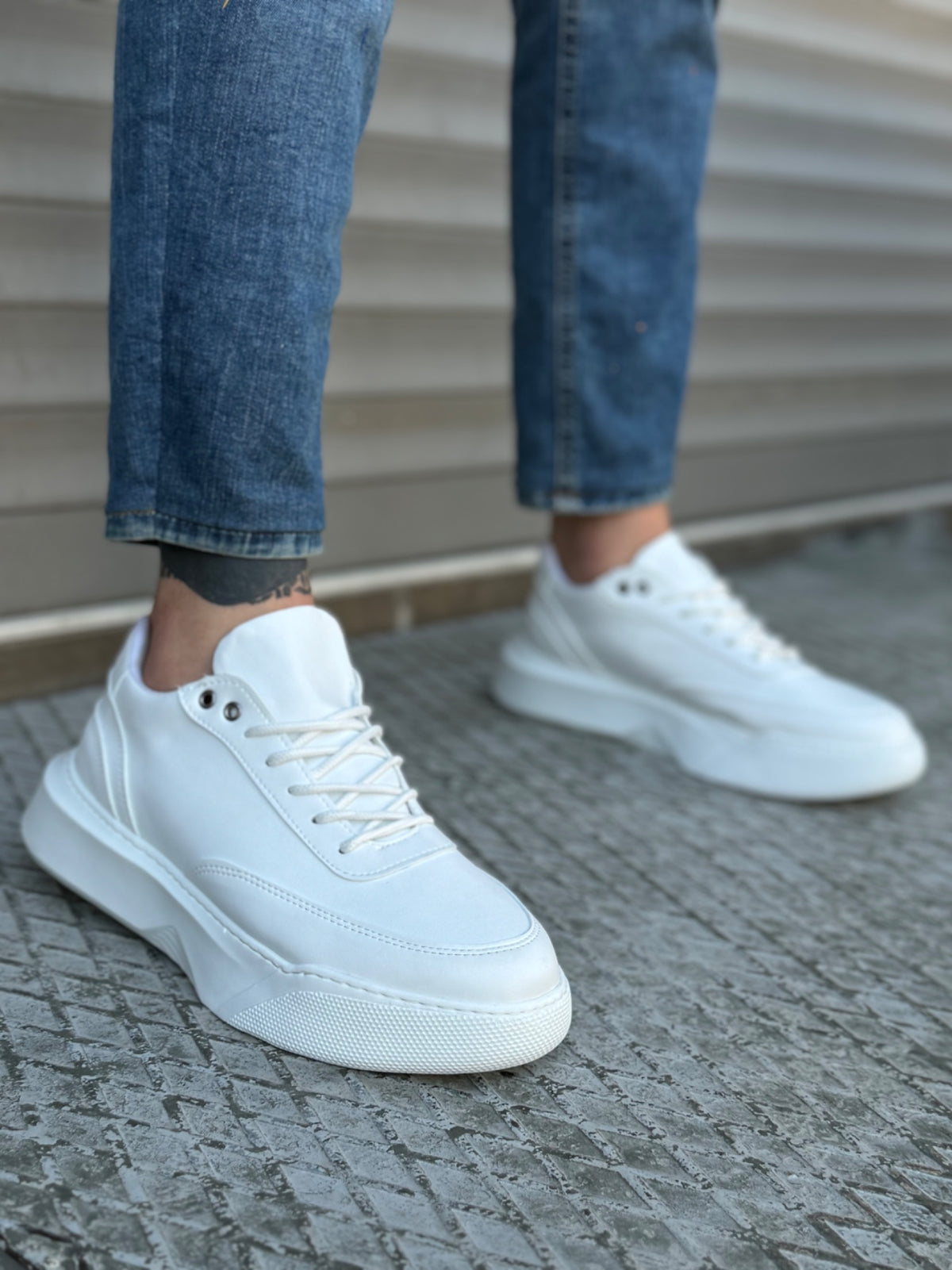 BA0354 Casual Lace-Up Men's High Sole White Sneakers - STREETMODE™