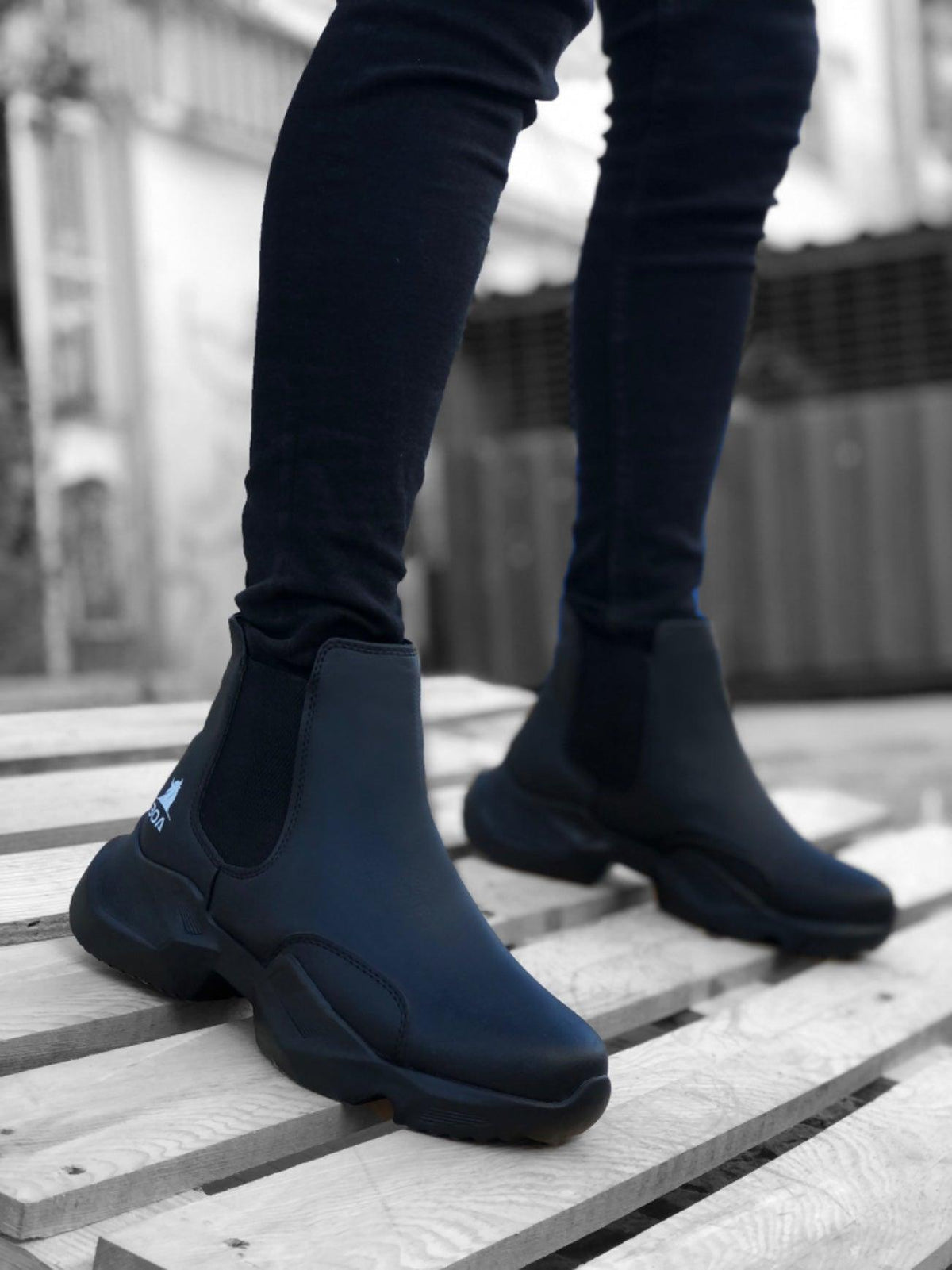 BA0444 Laceless Comfortable High Sole Black Men's Sports Half Ankle Boots - STREETMODE™