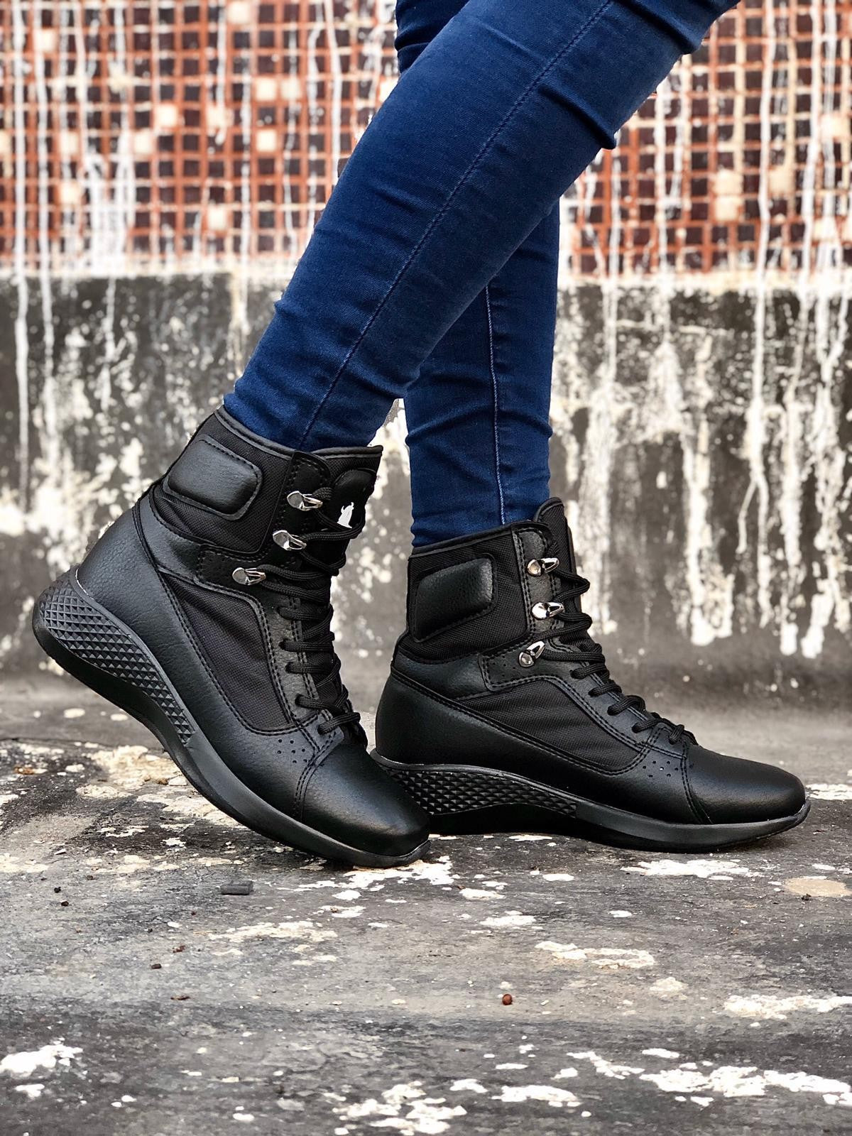 BA0600 Lace-Up Black High Sole Boxer Unisex Sport Winter Boot - STREETMODE™
