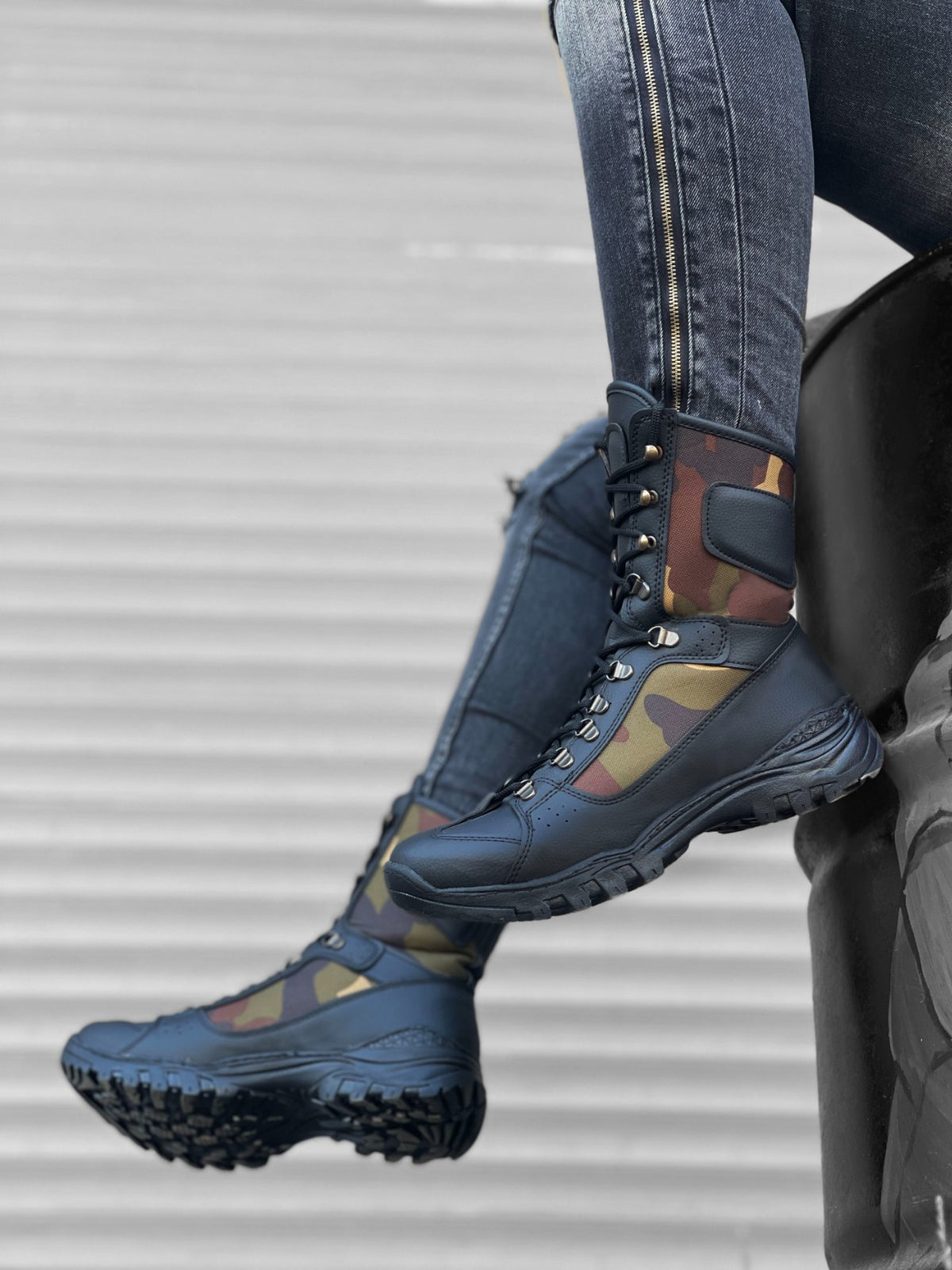 BA0605 Lace-up Black Camouflage Military Boots - STREETMODE™