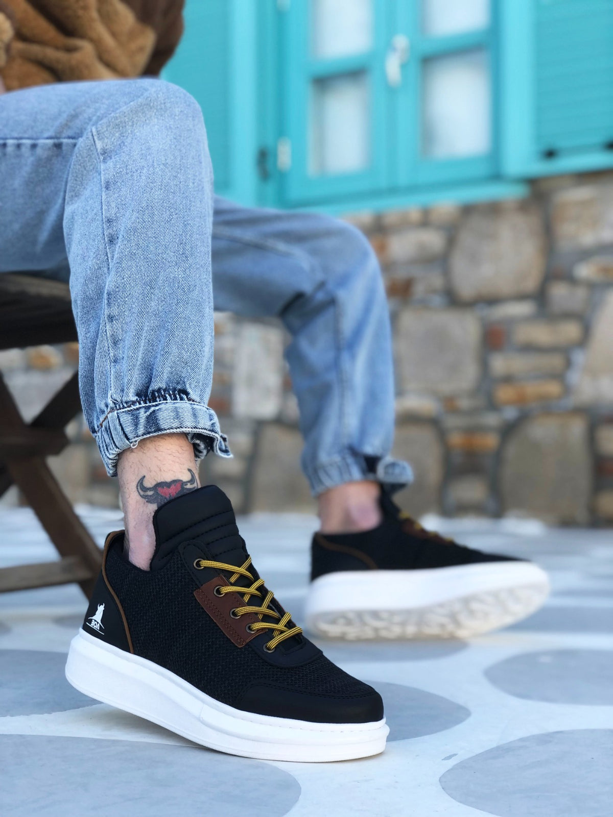 BA0606 Lace-up Comfortable High Sole Black Patterned Casual Men's Sneakers - STREETMODE™