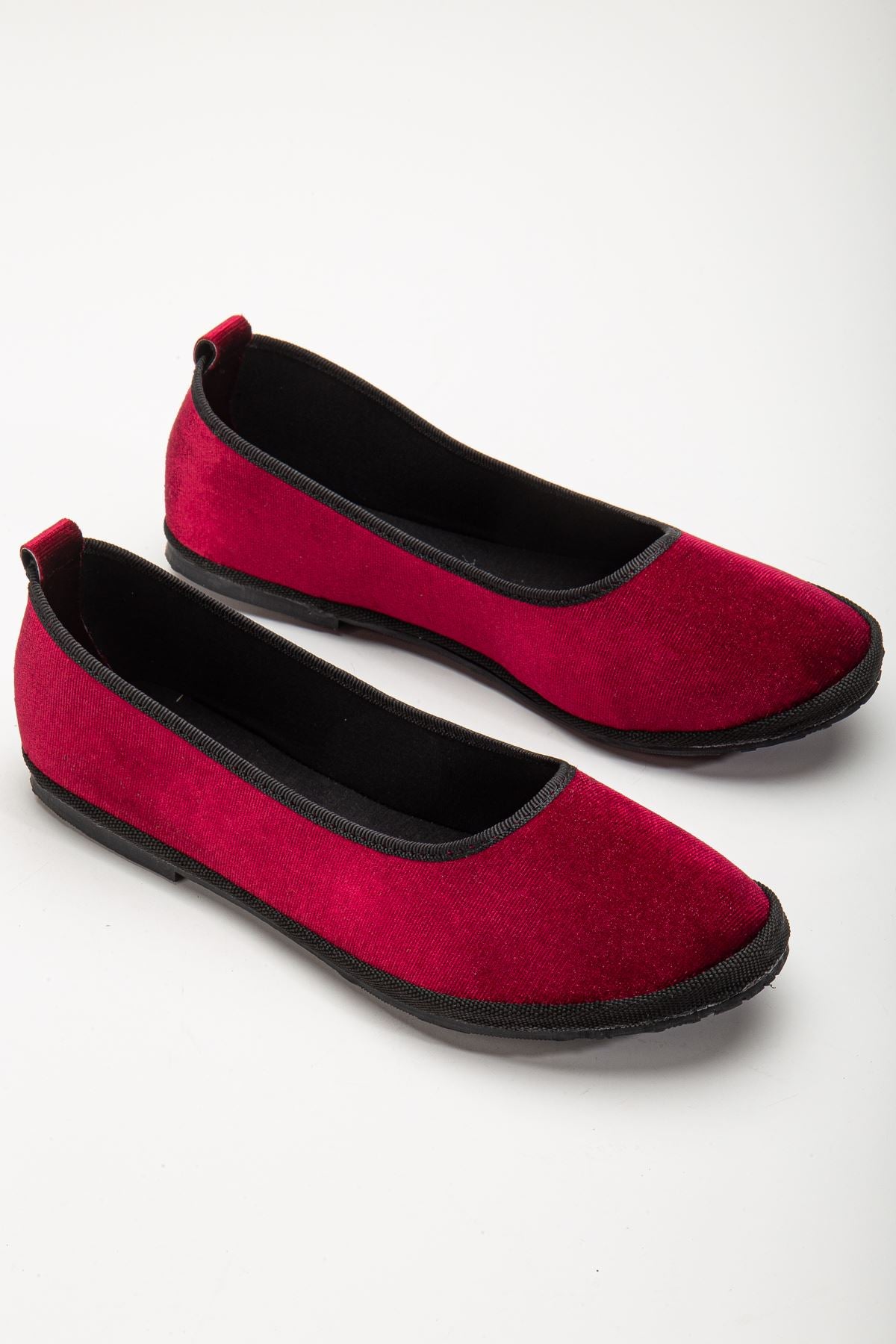 Berny Burgundy Velvet Buckle Detailed Flat Sole Women's Ballerina Ballerina Ballet Flat - STREETMODE™