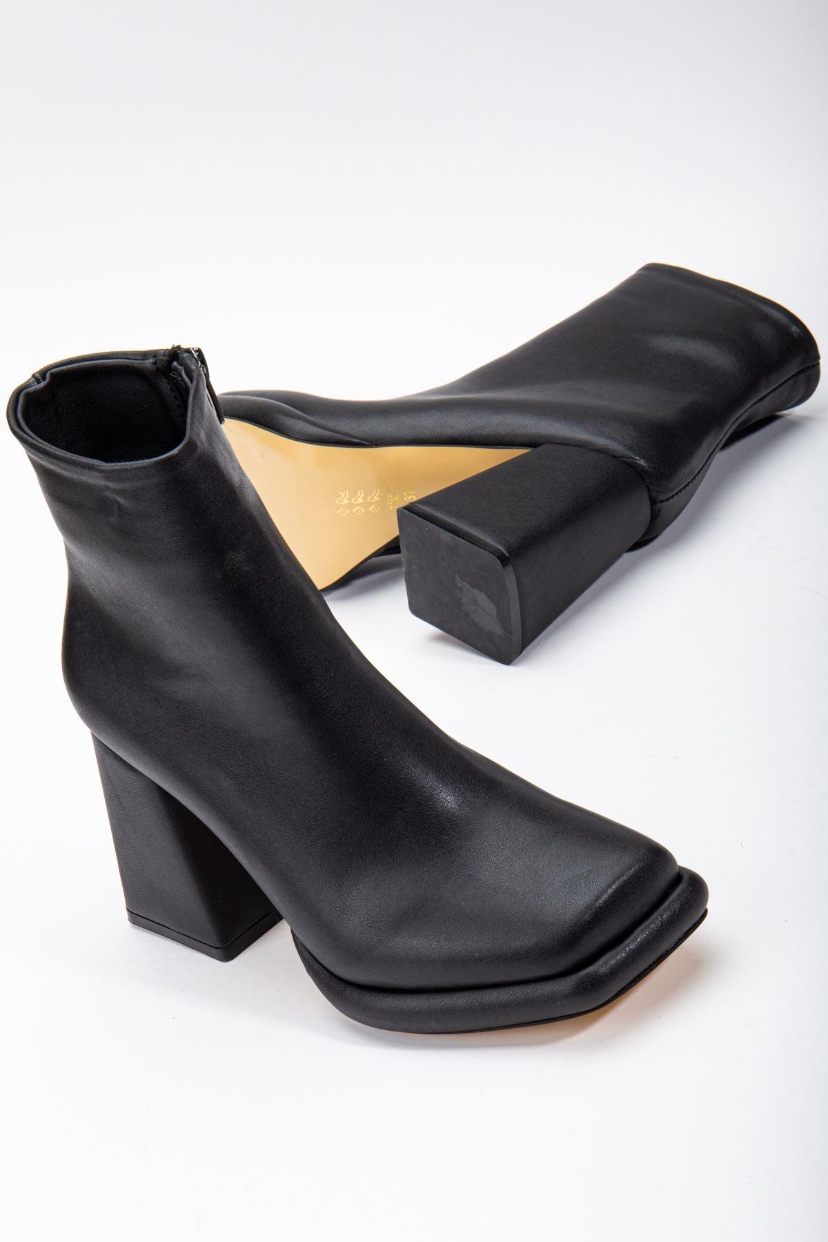 Black Leather Platform Detail Women's Boots - STREETMODE™