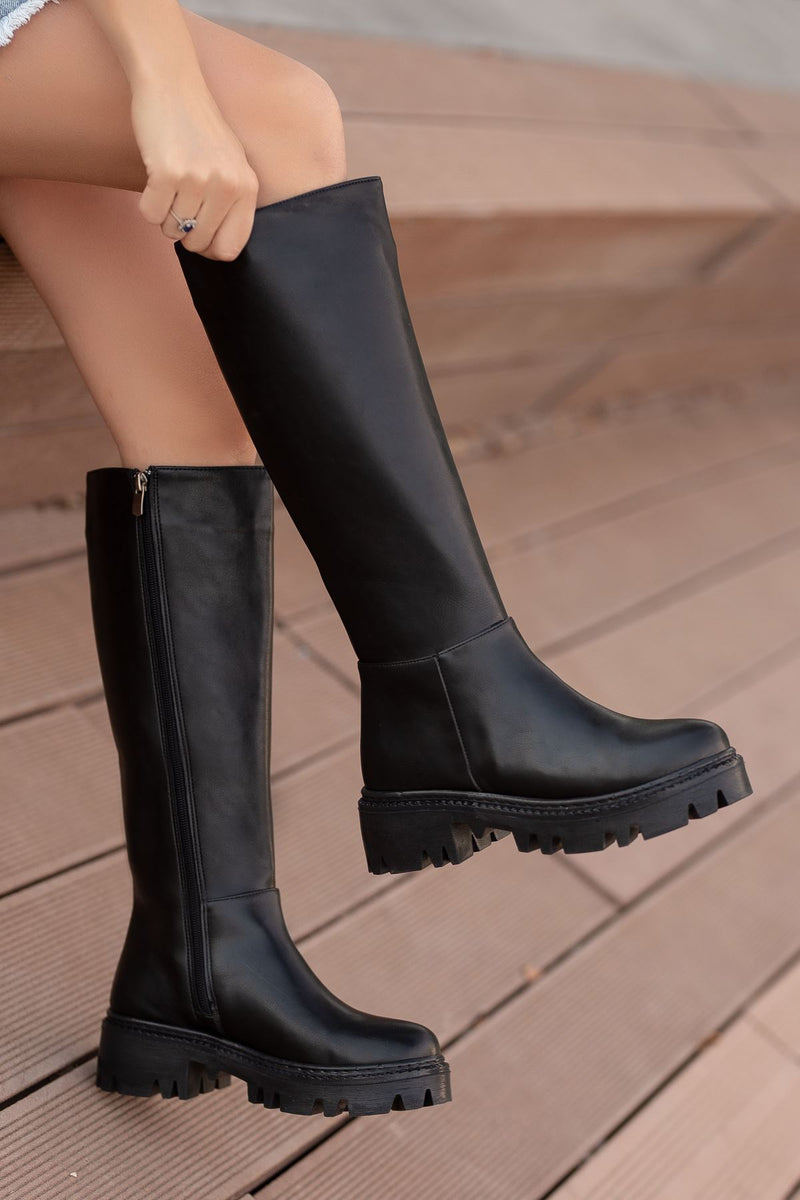 Black Leather Zipper Detailed Women's Boots - STREETMODE™