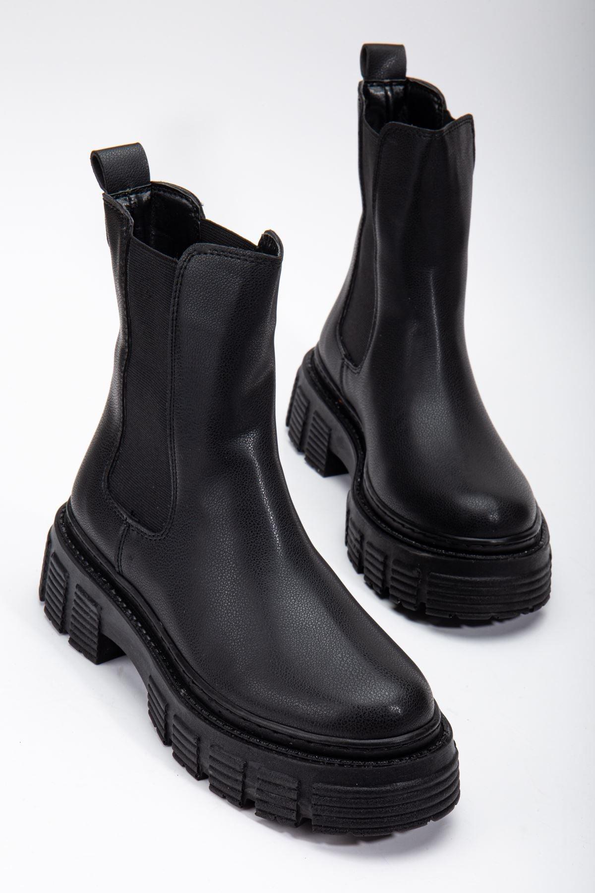 Black Side Elastic Zipperless Laceless Stitched Sole Waterproof Boots - STREETMODE™