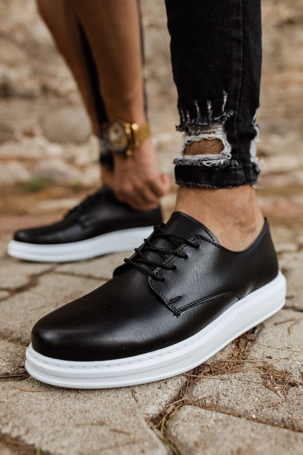CH003 Men's Black-White Sole Matte Leather Casual Classic Sneaker Shoes - STREETMODE™