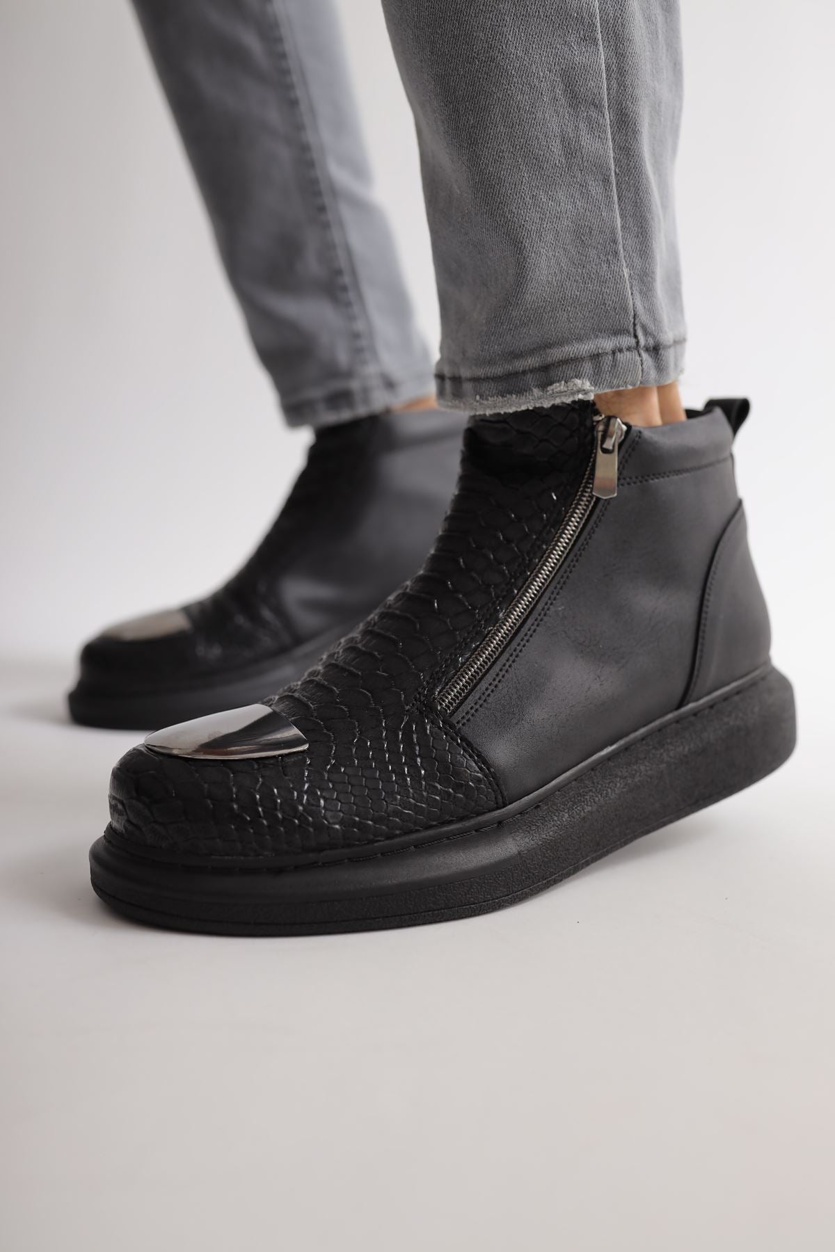 CH133 men's shoes sneakers Dragon Garni Black - STREETMODE™