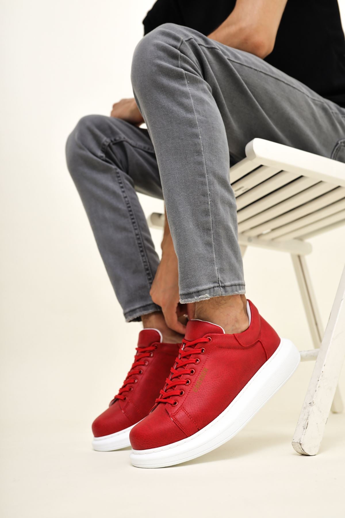 CH257 BT Men's Sneakers Shoes RED - STREETMODE™