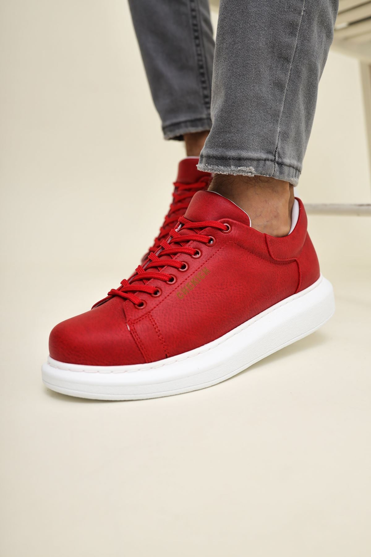 CH257 BT Men's Sneakers Shoes RED - STREETMODE™