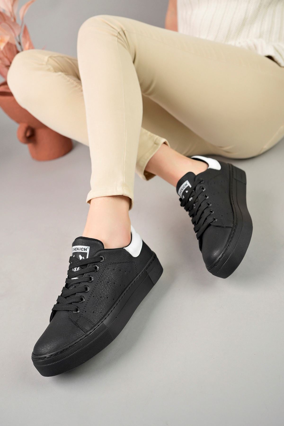 CH983 CST Tennis Men's Shoes BLACK/WHITE - STREETMODE™