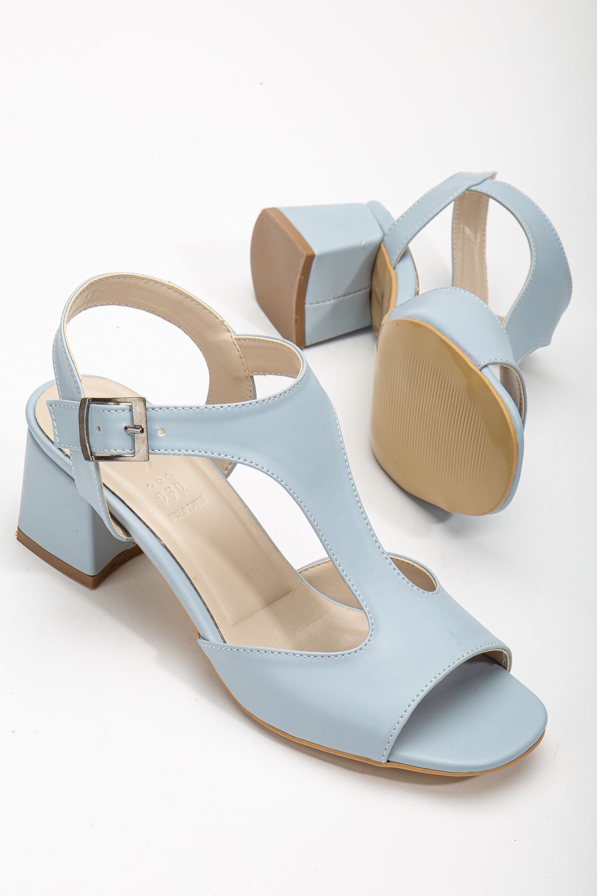 Charly Baby Blue Skin Blunt Toe Heeled Women's Shoes - STREETMODE™