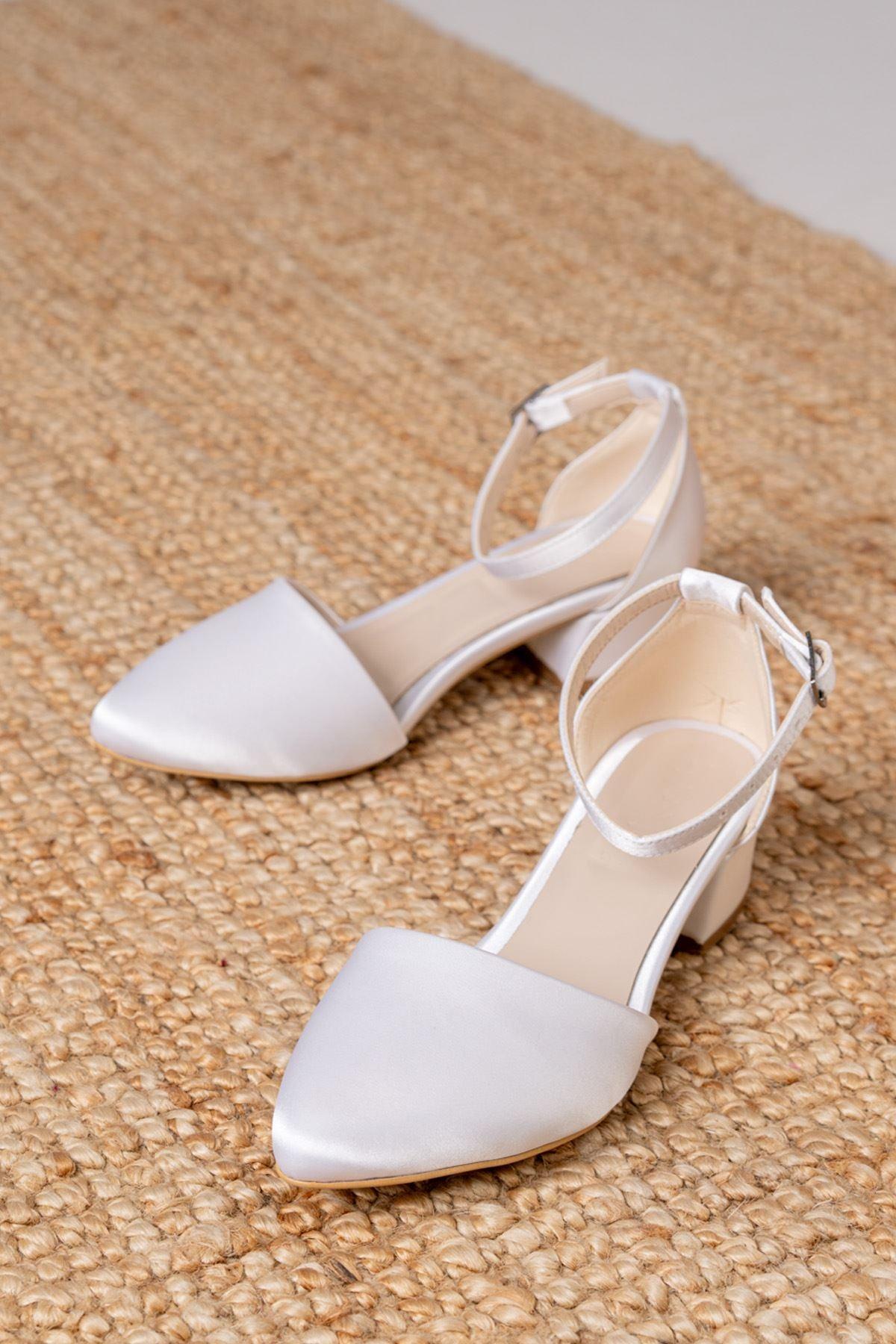 Dary Heeled White Satin Detailed Heeled Shoes - STREETMODE™