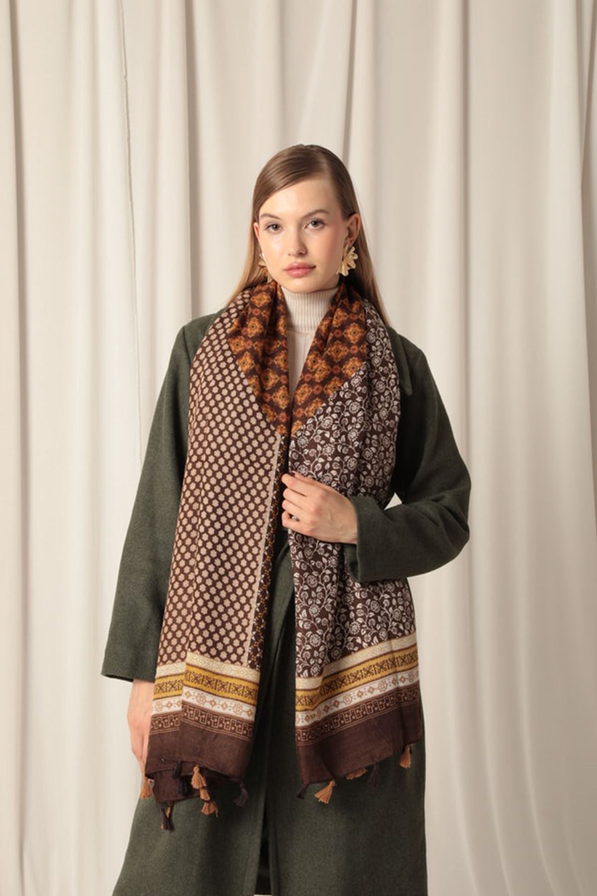 Ethnic Patterned Tassel Women's Camel Shawl - STREETMODE™