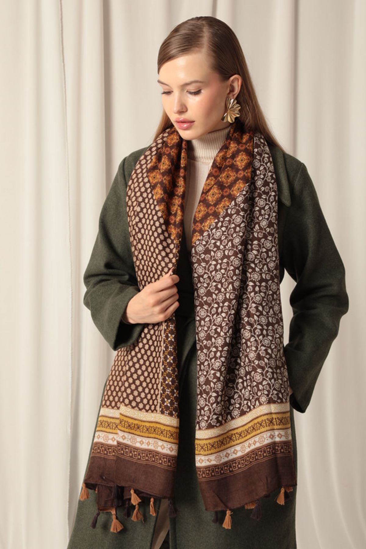 Ethnic Patterned Tassel Women's Camel Shawl - STREETMODE™