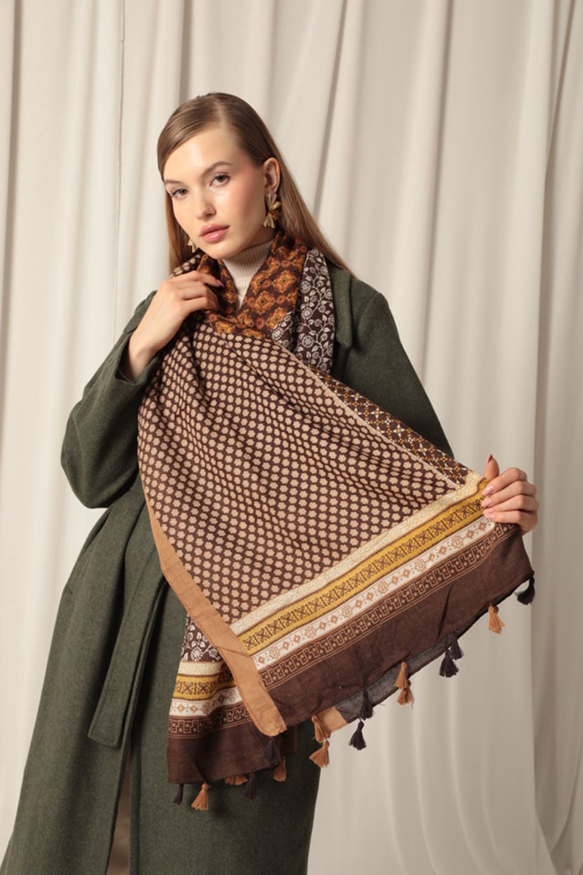 Ethnic Patterned Tassel Women's Camel Shawl - STREETMODE™