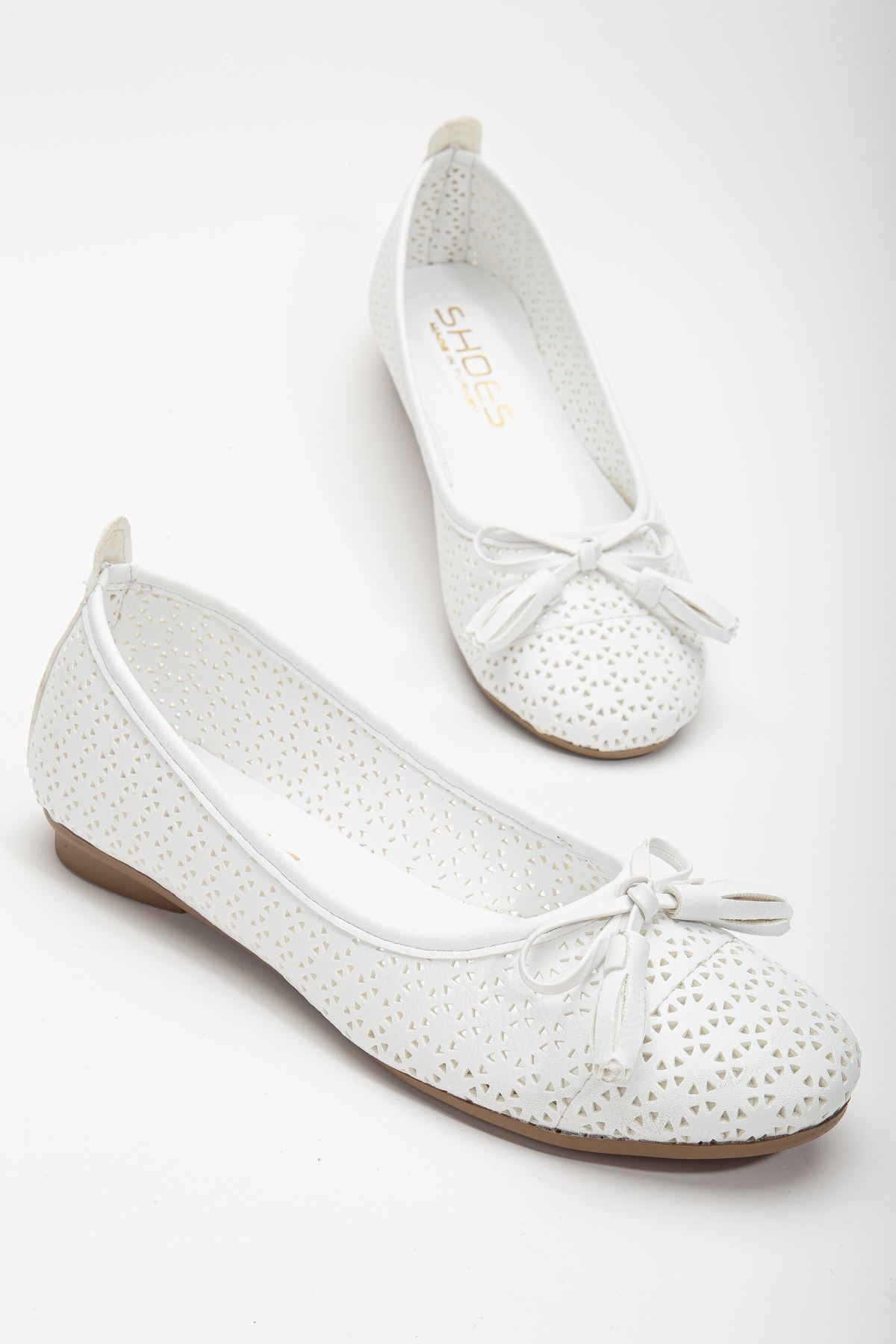 Fathie White Skin Women's Ballerinas - STREETMODE™