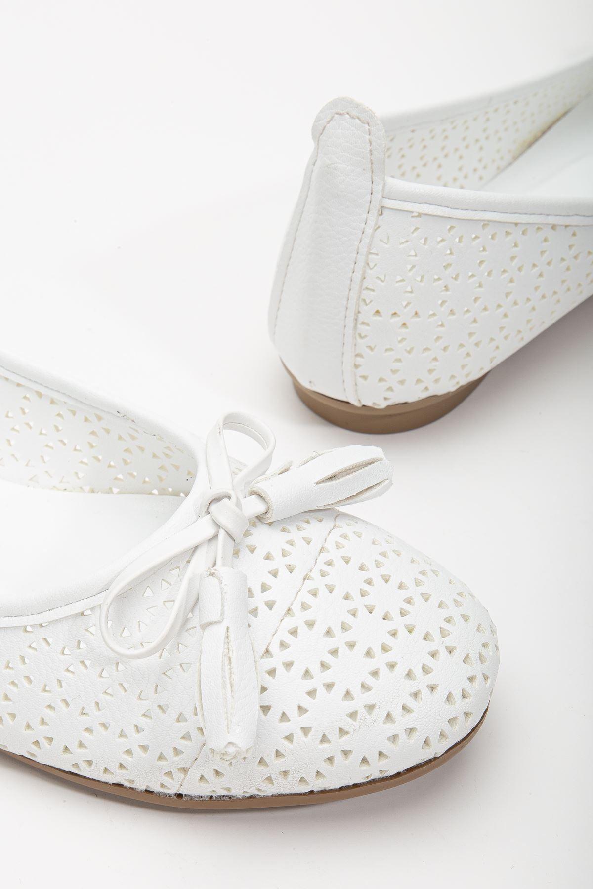 Fathie White Skin Women's Ballerinas - STREETMODE™