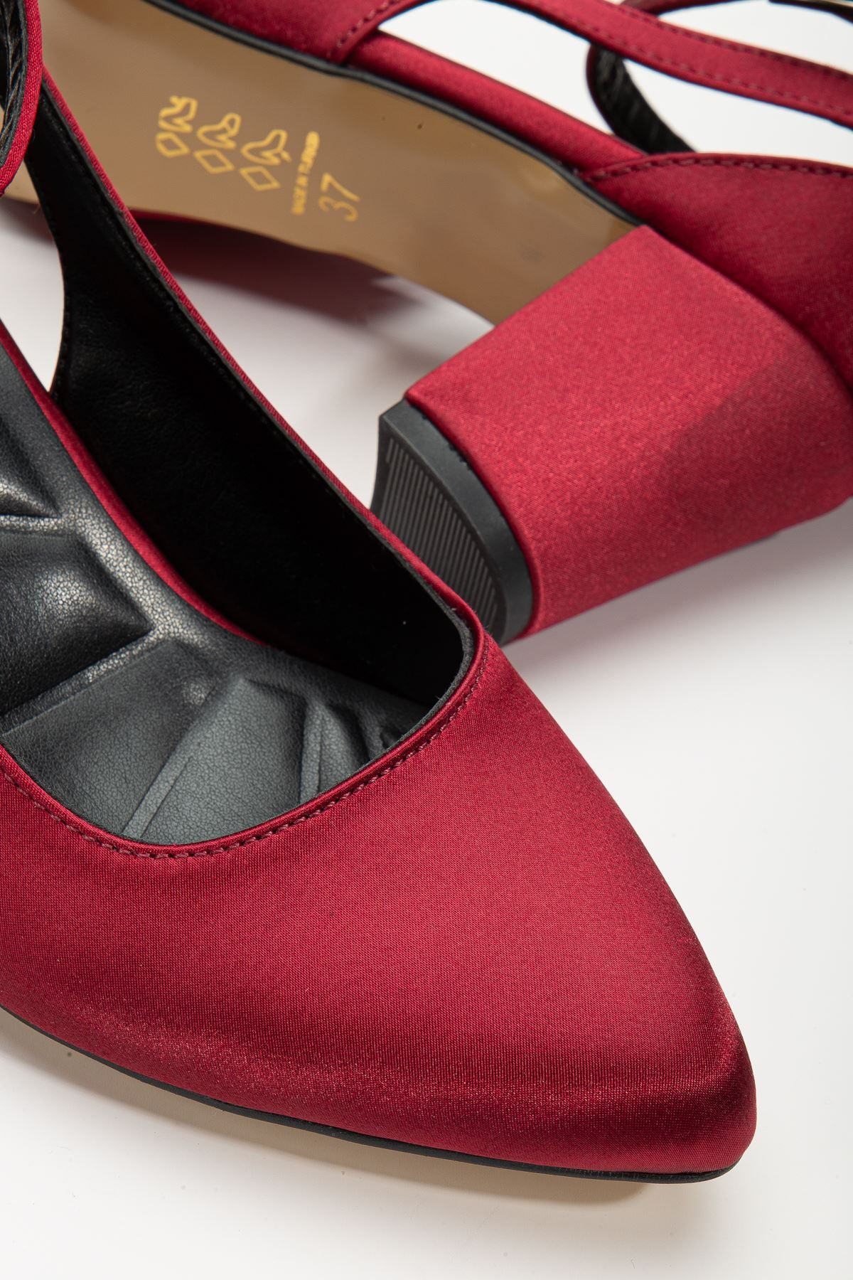 Hero Heeled Burgundy Satin Women's Shoes - STREETMODE™