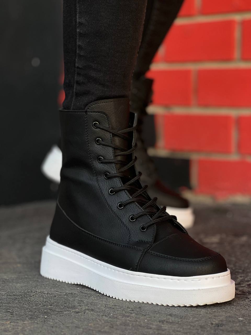 KB-0991 Black Leather High Sole Lace-Up Combat Boots - STREETMODE™