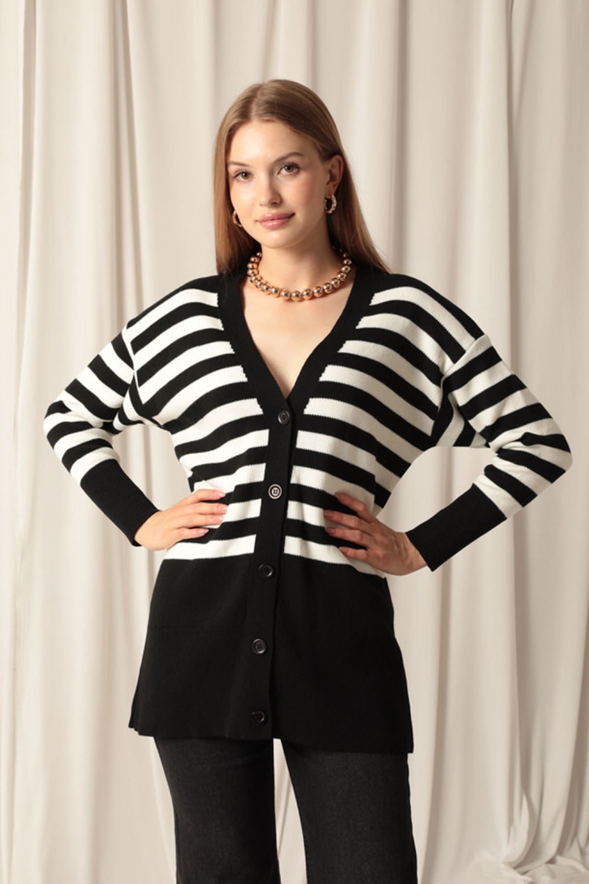 Knitwear Fabric Striped Women's Black Cardigan - STREETMODE™