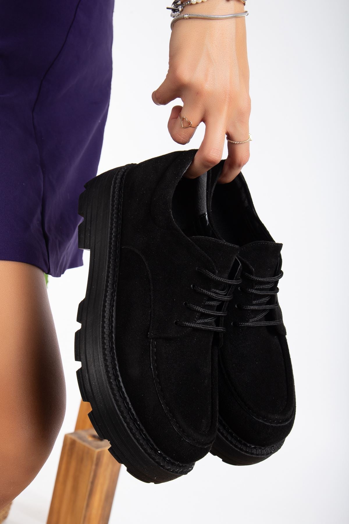 Lace Detailed Black Suede Women's Stylish Casual Shoes - STREETMODE™