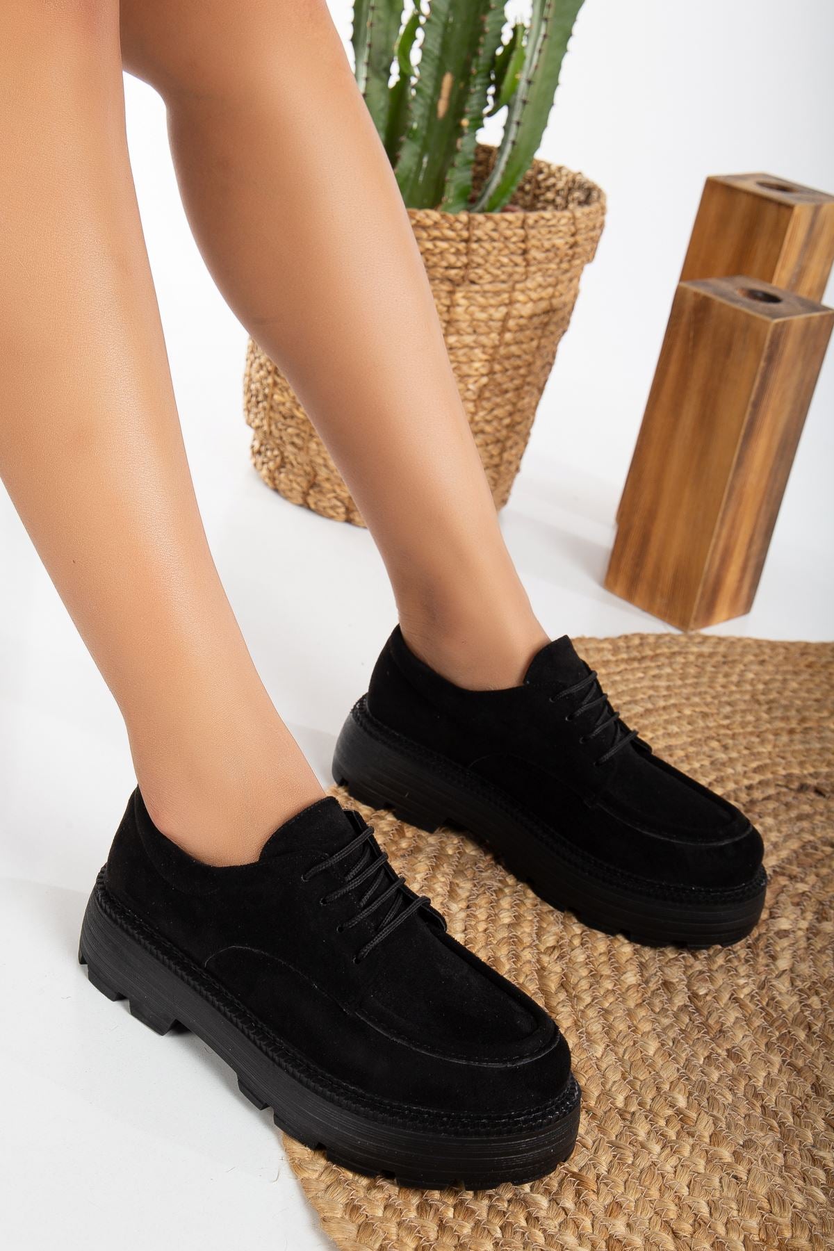 Lace Detailed Black Suede Women's Stylish Casual Shoes - STREETMODE™