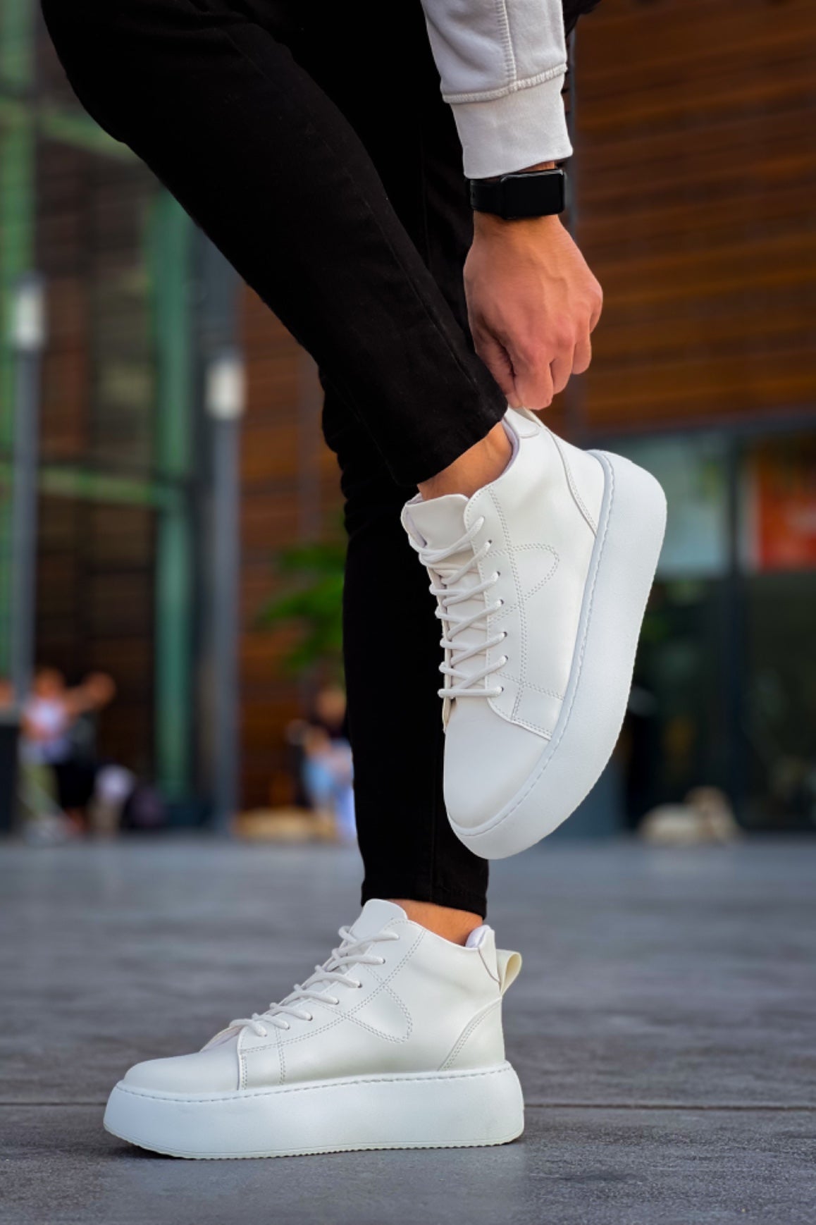 LE10 Lace-Up Men's High Sole White Sports Boots - STREETMODE™