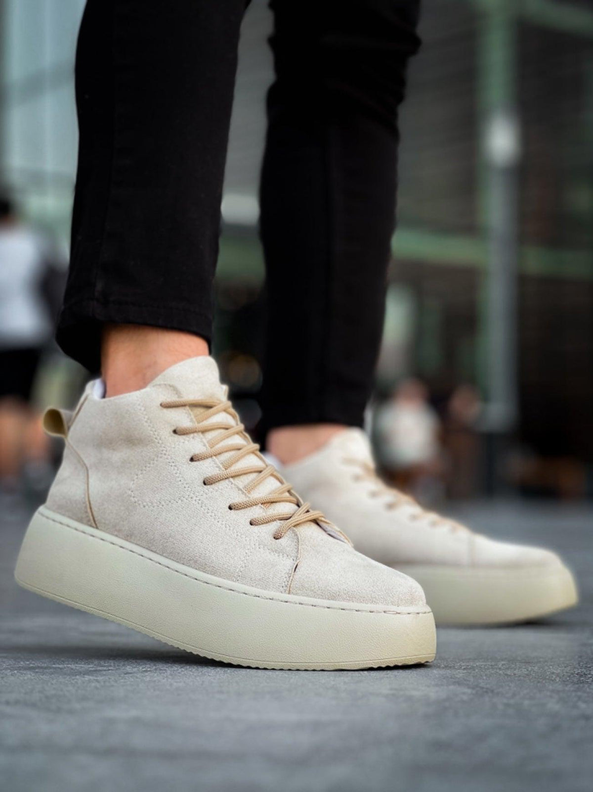 LE10 Laced Men's High Sole Imported Suede Cream Sports Boots - STREETMODE™