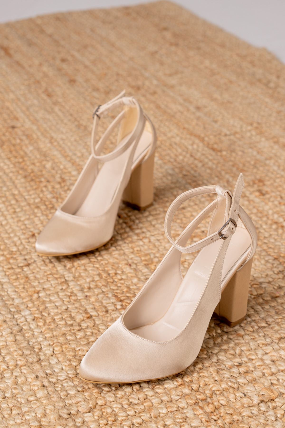 Lillian Heels Cream Satin Heels Women's Shoes - STREETMODE™