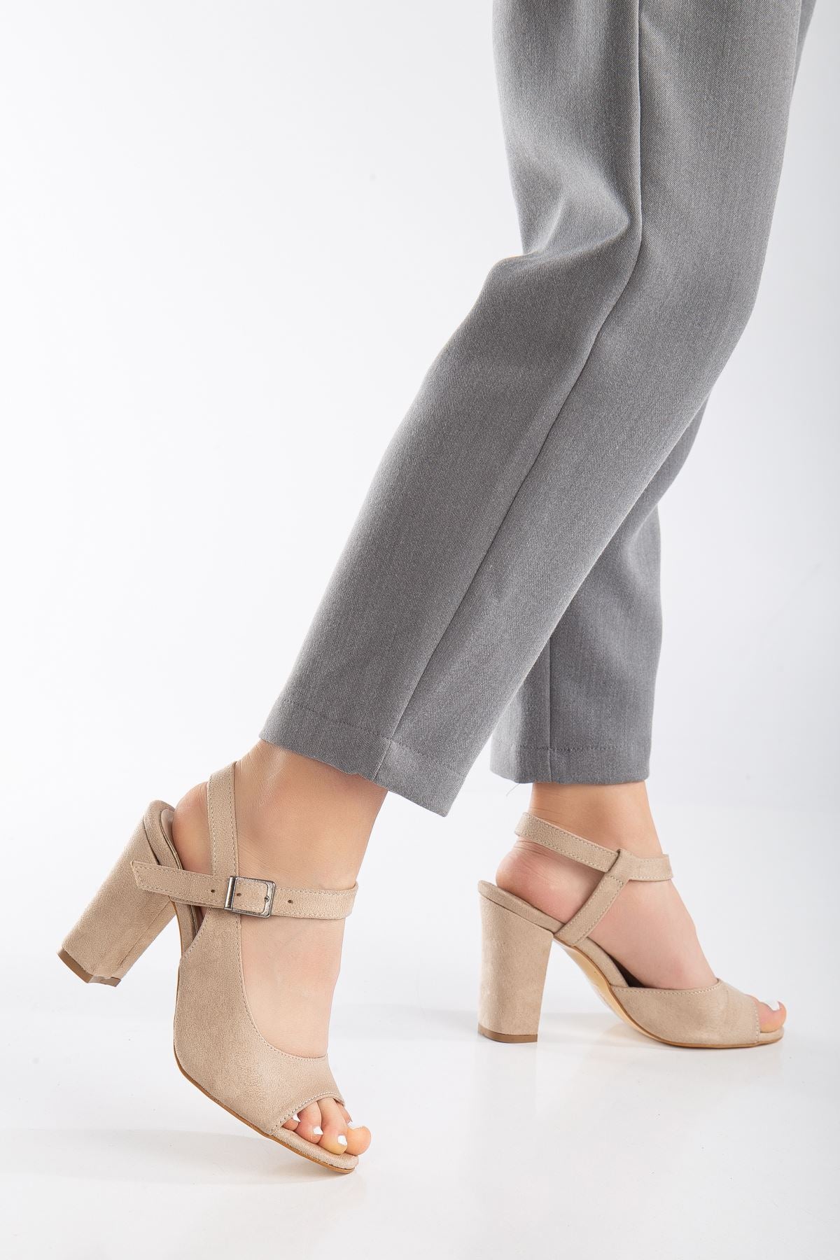 Lovisa Heeled Cream Suede Women's Shoes - STREETMODE™