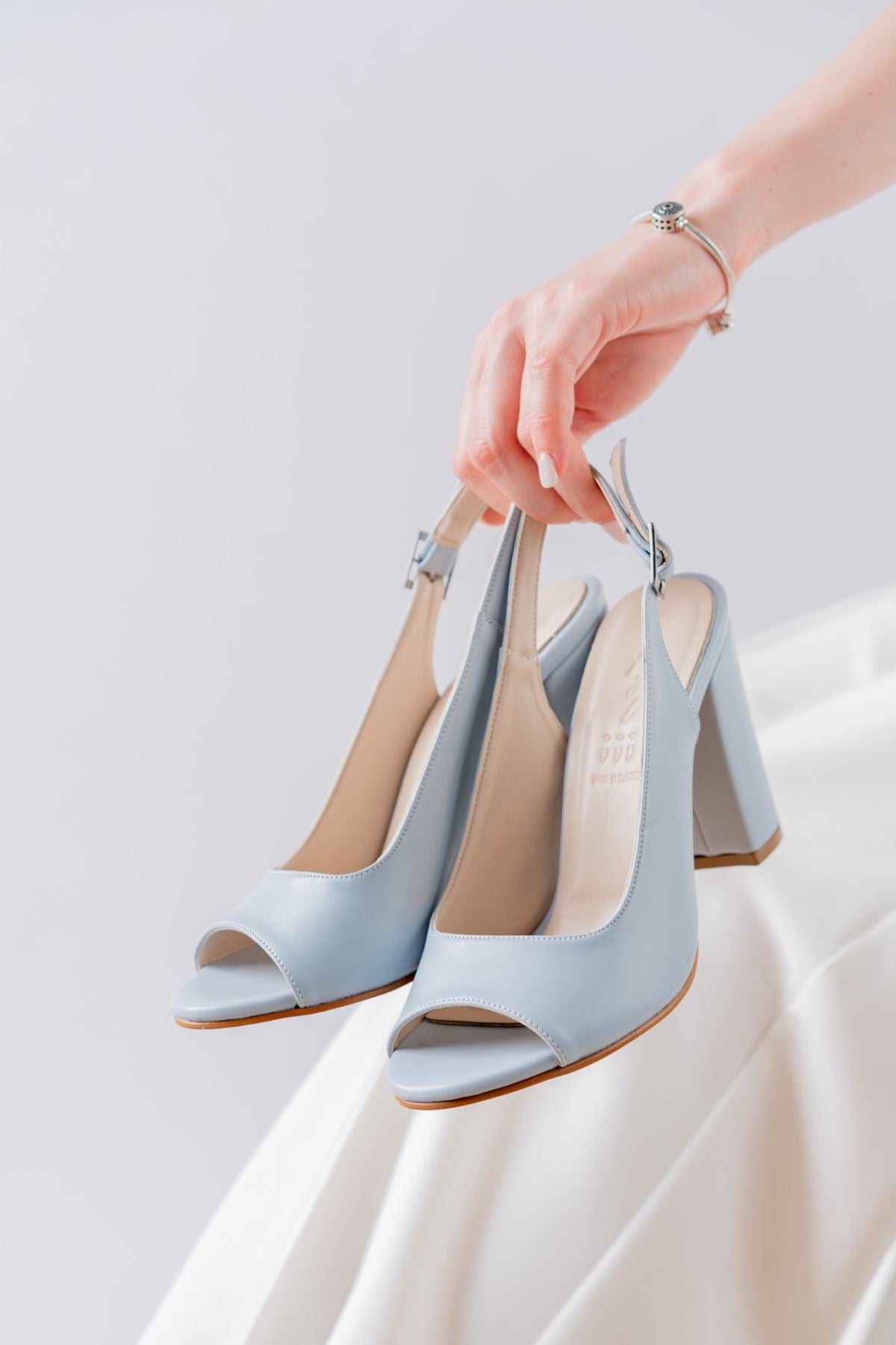 Meira Baby Blue Skin Detailed High Heeled Women's Shoes - STREETMODE™