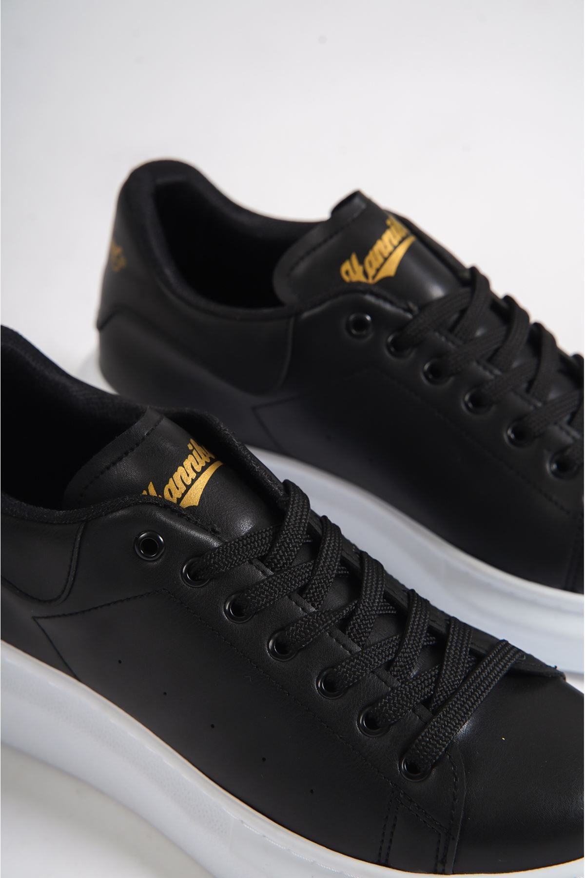 Men's Castor Black Leather Sneaker Shoes - STREETMODE™