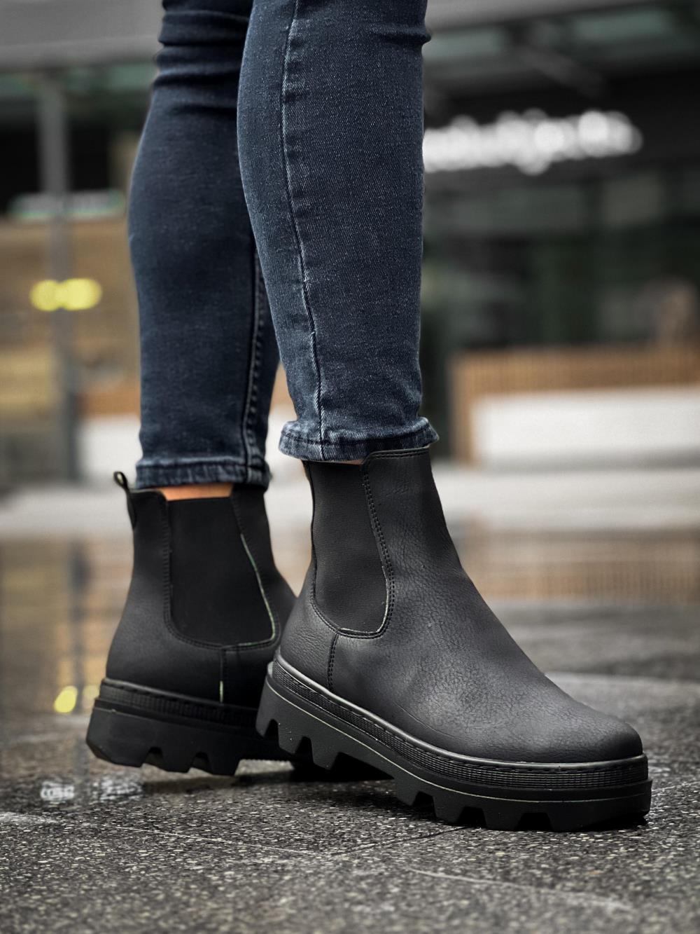 Men's High Sole Chelsea Boots 113 Black (Black Sole) - STREETMODE™