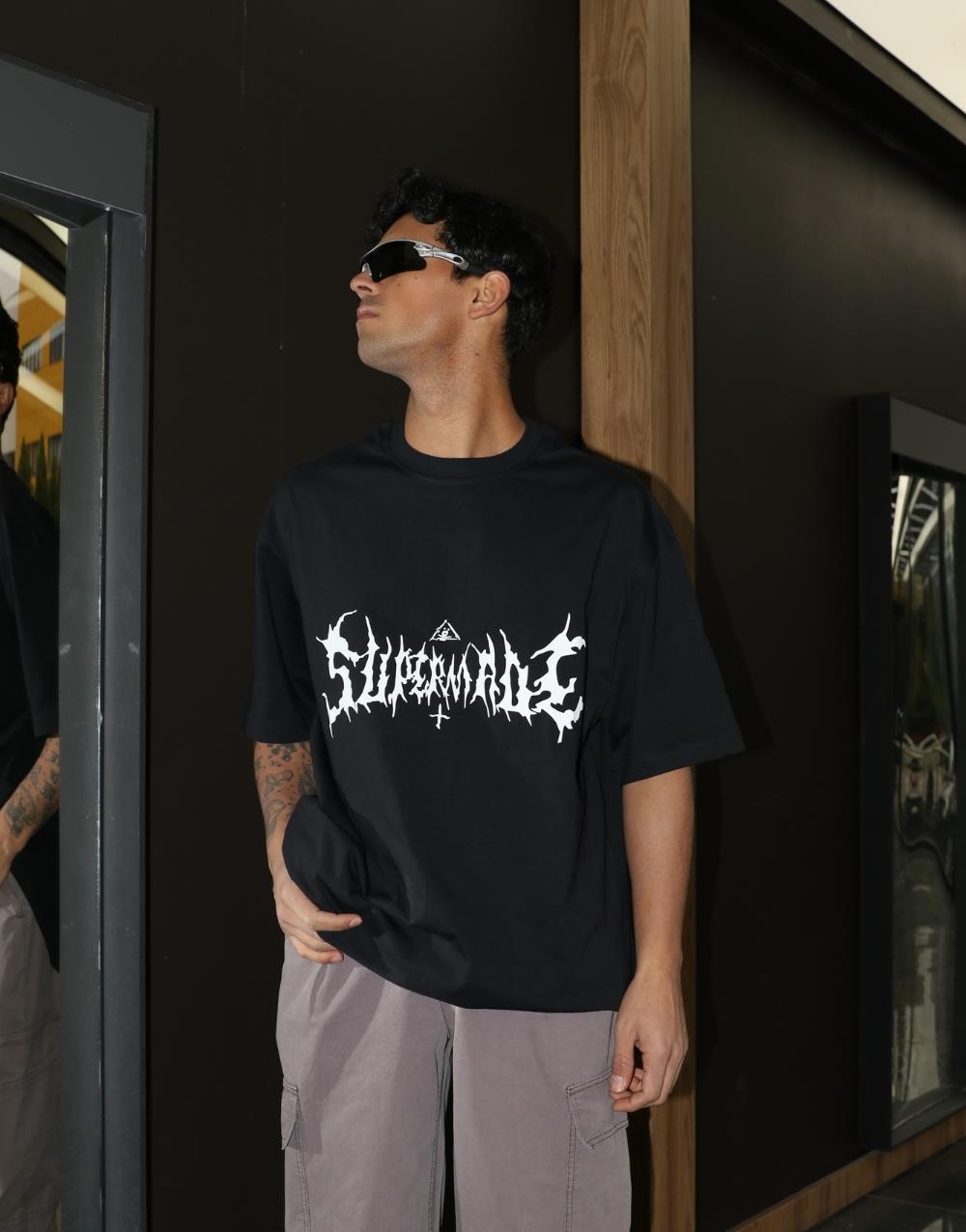 Men's made Oversize Words Black T-Shirt - STREETMODE™
