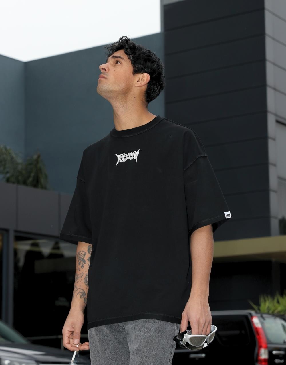 Men's Oversize Back Galaxy Black T-Shirt - STREETMODE™