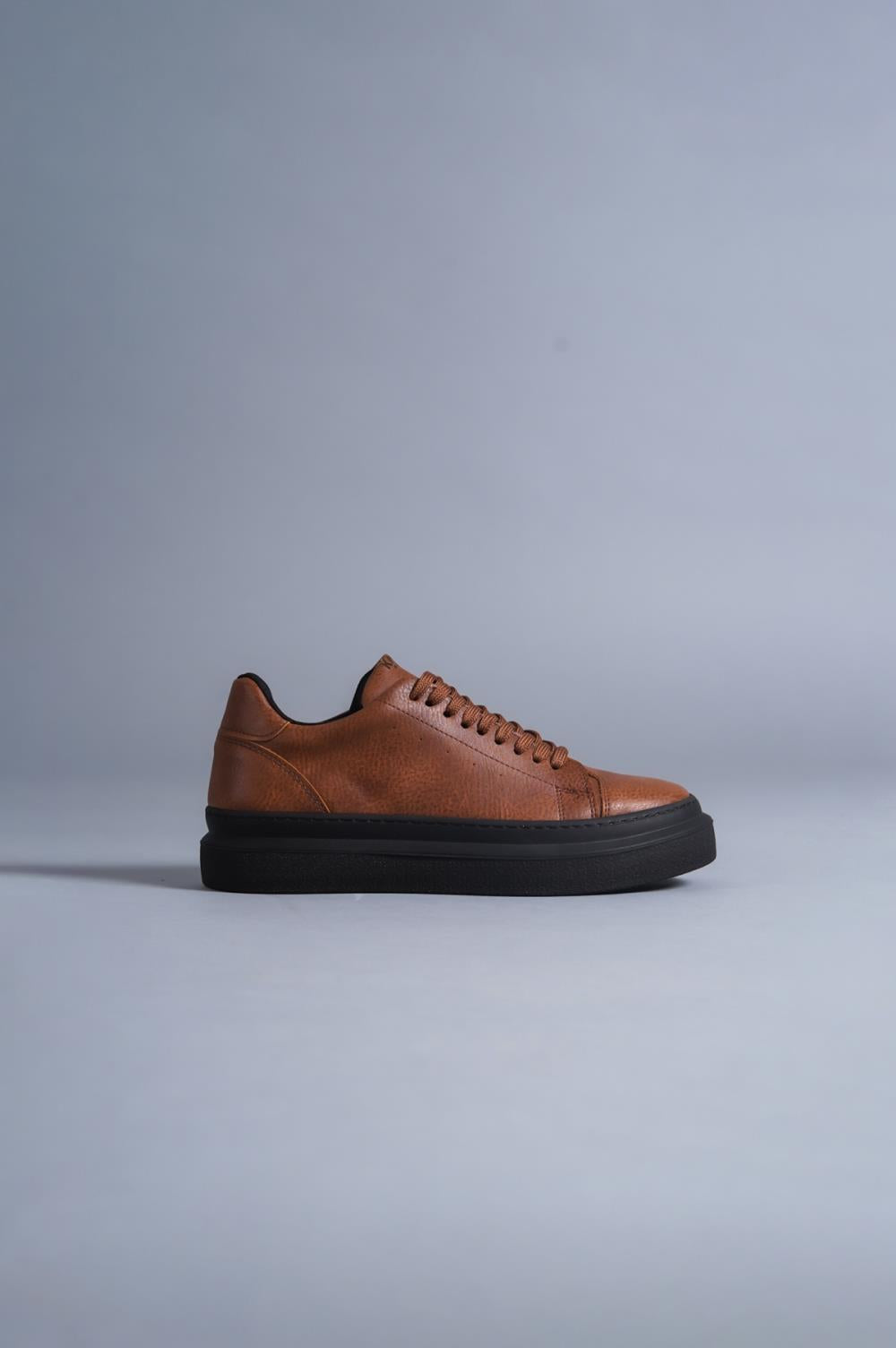 Men's sneakers Casual Shoes 421 Tan (Black Sole) - STREETMODE™