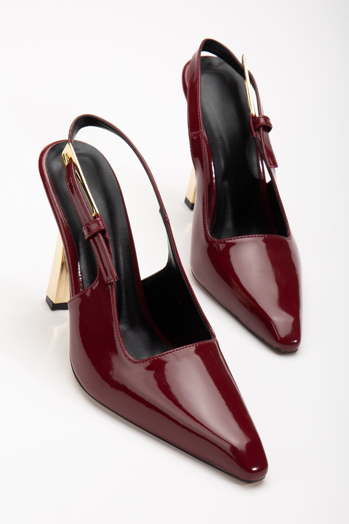 Minni Claret Red Patent Leather Gold Detailed Blunt Toe Women's Heeled Shoes - STREETMODE™