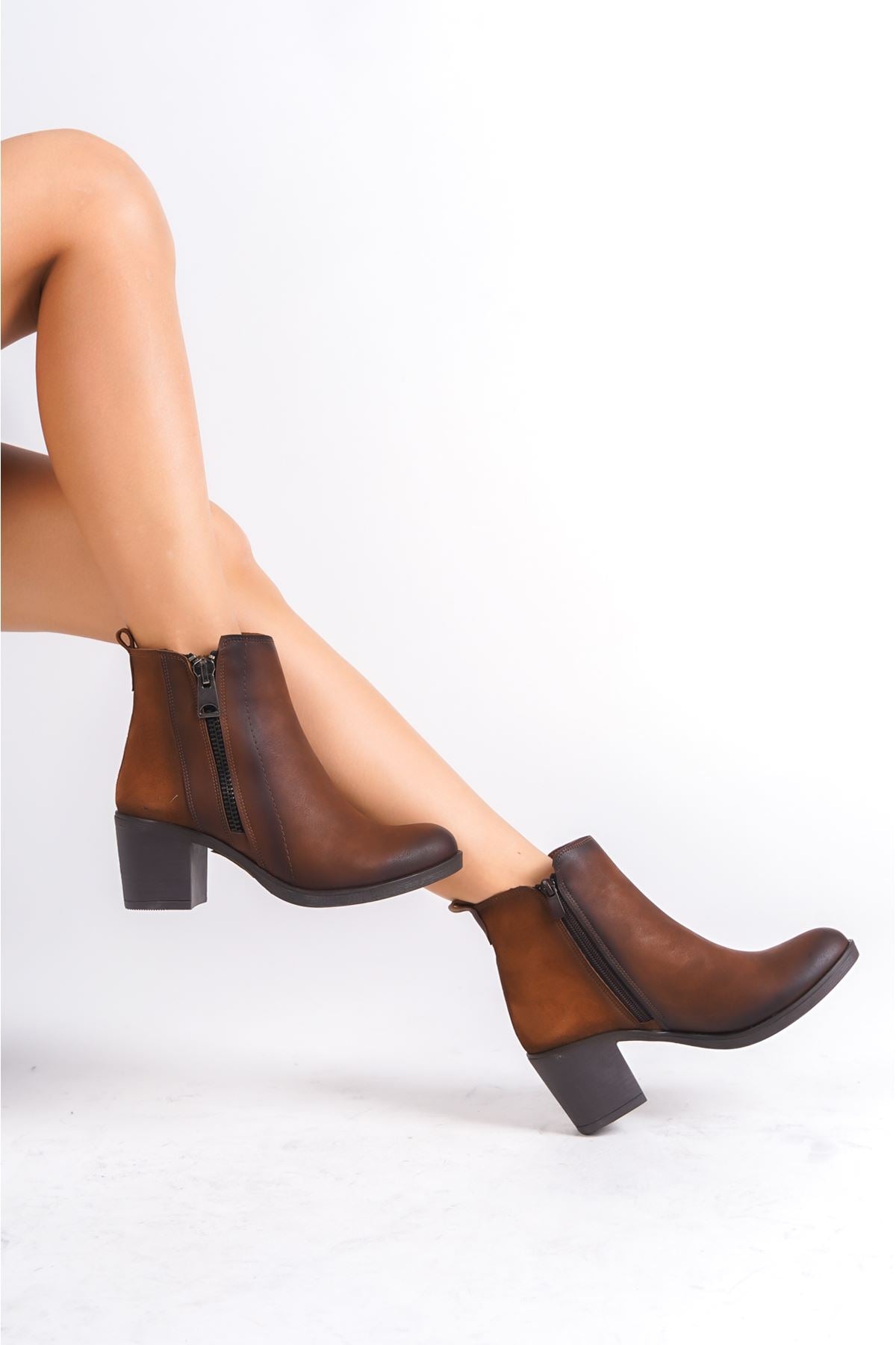 Nehar tan thick heeled women's boots - STREETMODE™